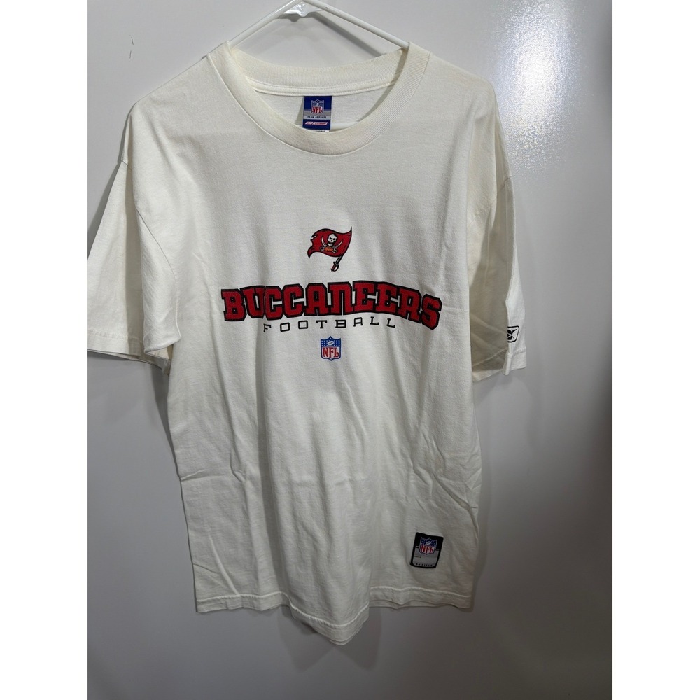 Reebok NFL Tampa Bay Buccaneers Football T Shirt Men Sz M White NFL Team Apparel